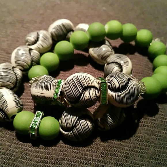 Jewelry - Picture 4 of 4