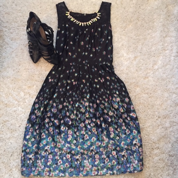 Perfect dress for wedding season!