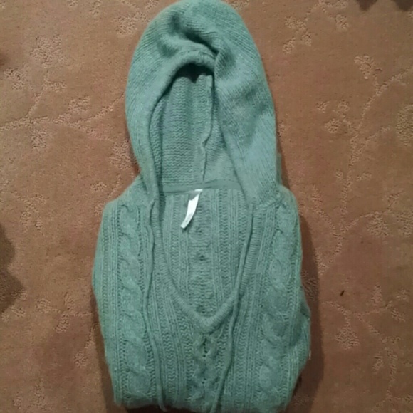 V-Neck Sweater with hoodie! - Picture 2 of 2