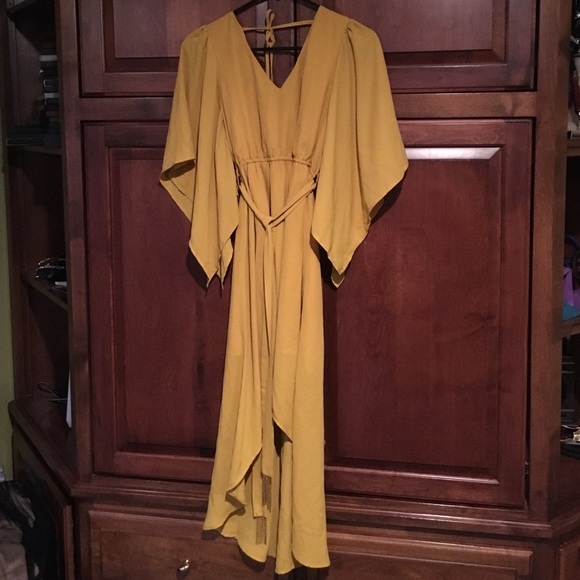 VERY J, mustard yellow flow goddess dress. Small