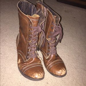 Steve Madden combat boots