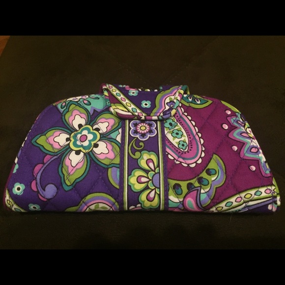 Nwt Vera Bradley kiss n snap wallet heather