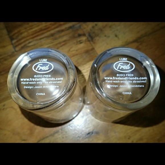 Fred I Like Shots Shotglasses Set of 2 - New - Picture 4 of 4