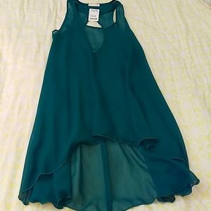 *NWT* Dark turquoise Top