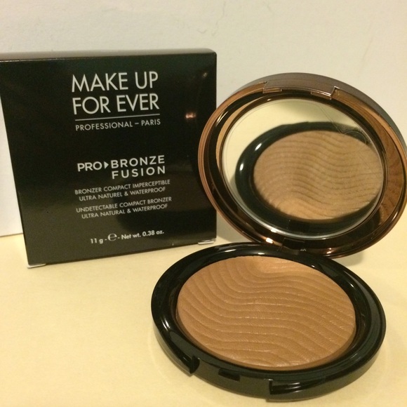 Makeup Forever Bronzer