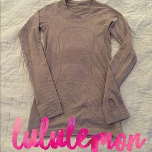 LULULEMON Swiftly Tech Long Sleeved Crew- Size 2