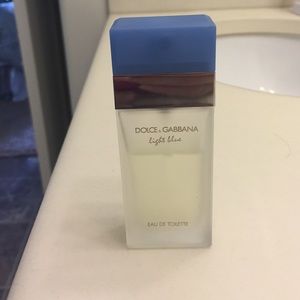 Dolce and Gabbana Light Blue perfume