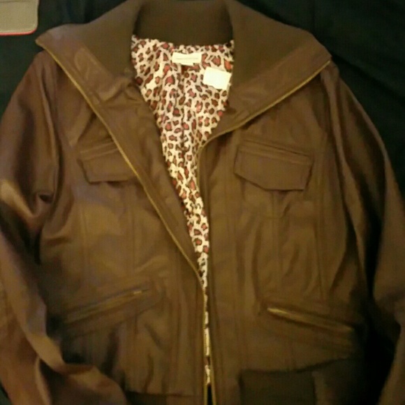 Brown jacket - Picture 1 of 2