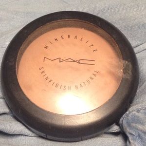 Mac skinfinish natural powder