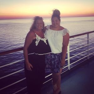 Meet your Posher, Deborah