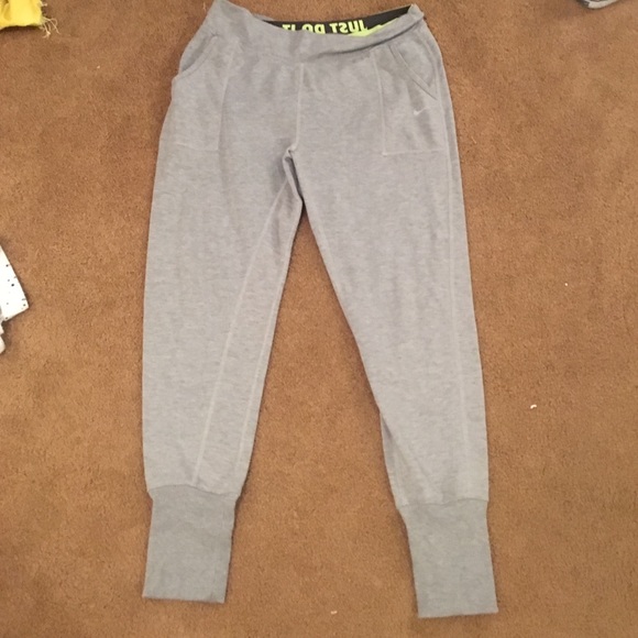 Nike grey jogger sweats