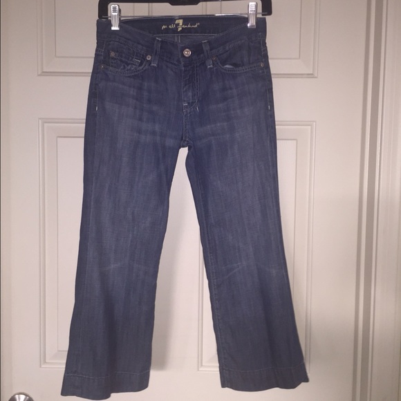 7 for All Mankind Dojo Crops 👖 - Picture 2 of 4