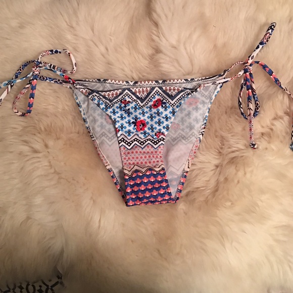 Bikini bottom