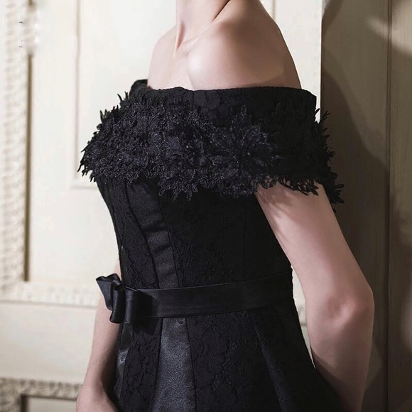 Black floral little dress - Picture 2 of 4