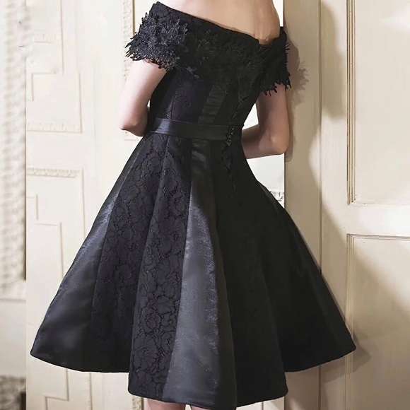 Black floral little dress - Picture 3 of 4