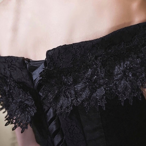 Black floral little dress - Picture 4 of 4