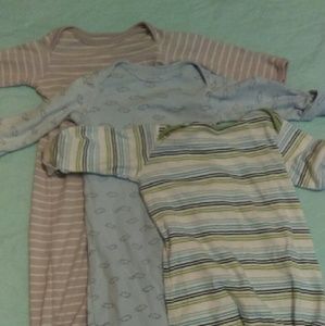 0-3 month gowns