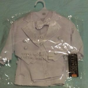 6m white tuxedo