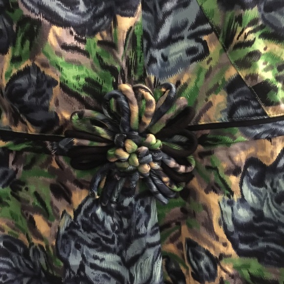 Anthro Dress with Flower Pin - Picture 2 of 3