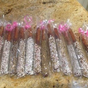 Custom Chocolate Covered Pretzels