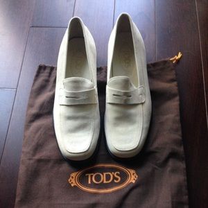 Tod's biege suede loafer size 36