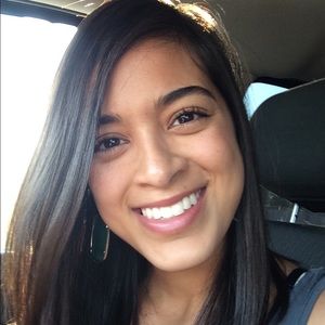 Meet your Posher, Danica