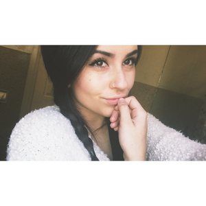 Meet your Posher, Sloane