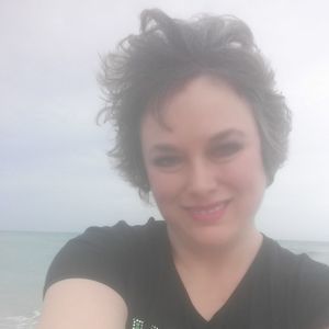 Meet your Posher, Renea