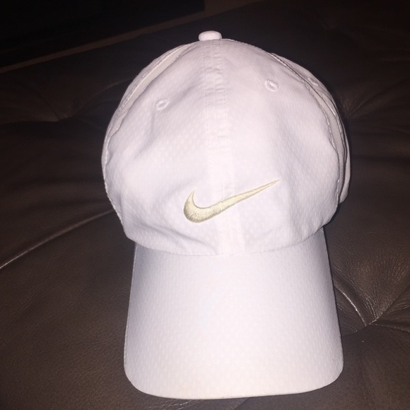 Nike Accessories - Beautiful Nike Hat