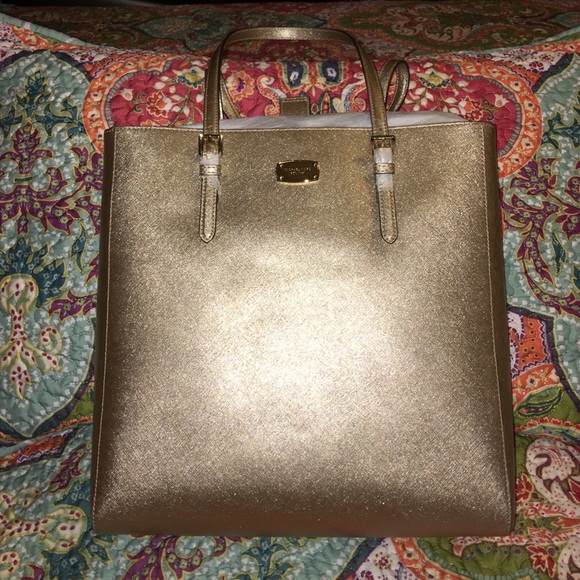 ‼️SOLD‼️🆕😍👜MK Jet Set Pale Gold Tote