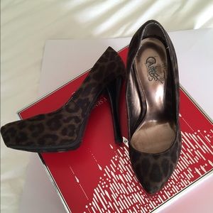 Carlos Santana 'Platonic' Brown Leopard Heels