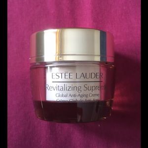 New Estée Lauder anti-aging cream