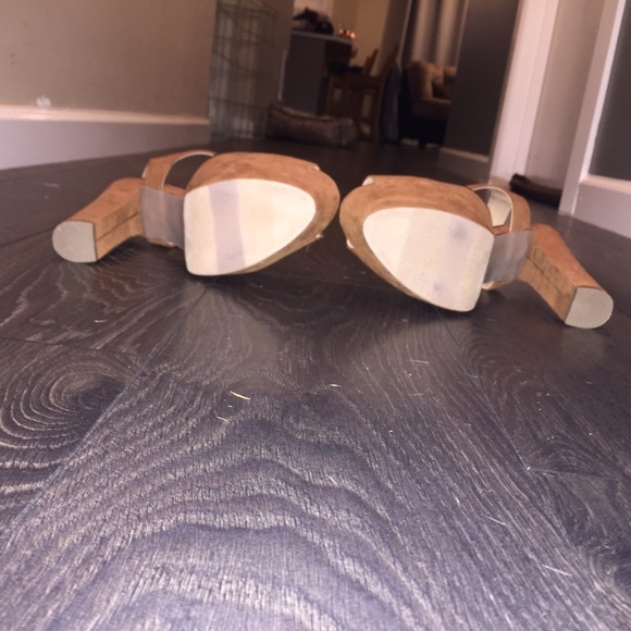 Cognac Pumps - Picture 2 of 2