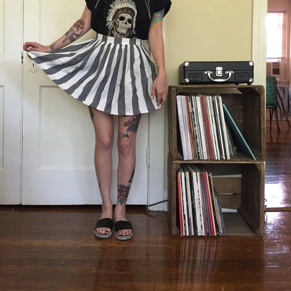 american apparel striped skirt