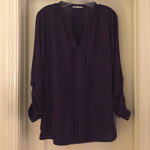 Purple tabbed sleeve tunic blouse