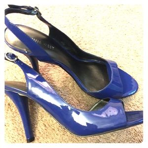 Cute electric (cobolt) blue open toe pumps