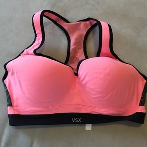 VICTORIA'S SECRET Sports bra