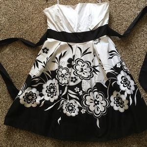 White strapless sundress