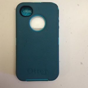 aqua blue iPhone 4/4s otter box case