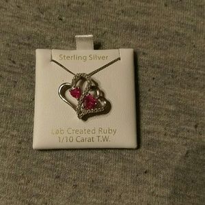 Beautiful 2 heart necklace