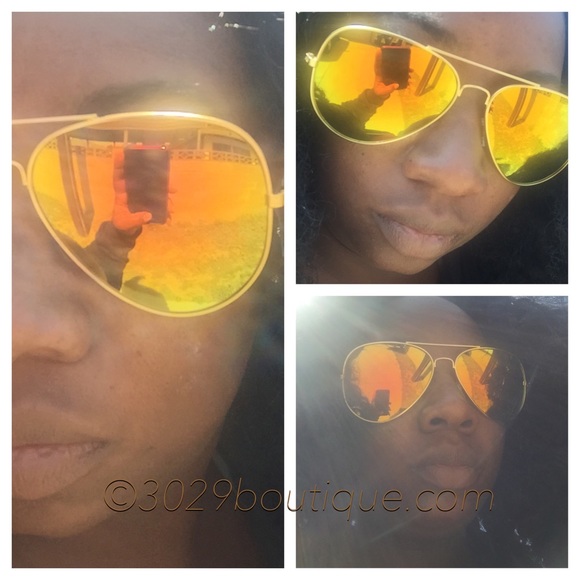 Gold aviator sunglasses