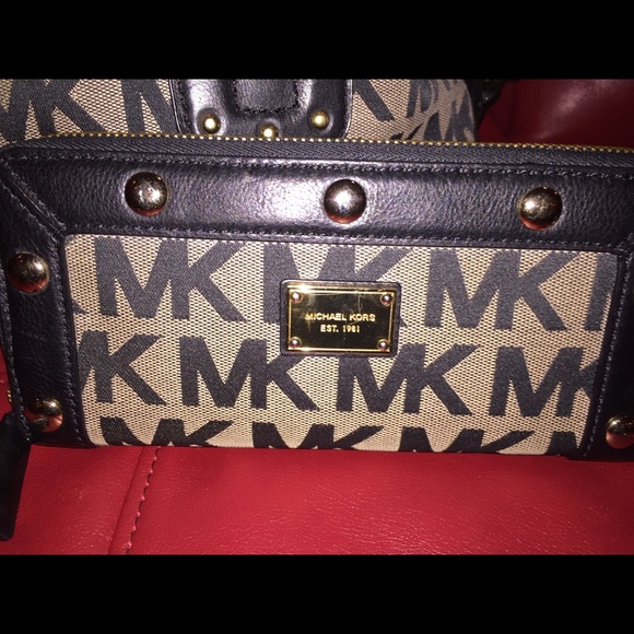 Sold❗️❗️❗️❗️ - Picture 2 of 4