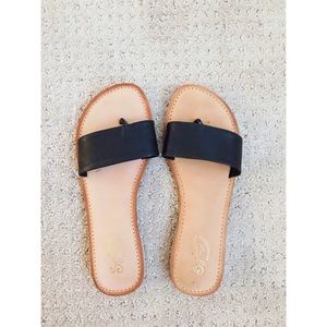 Seychelles Weekender Slip On Leather Sandals
