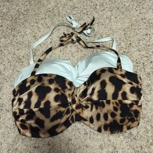 Victoria's Secret swim suit tops size 34dd.