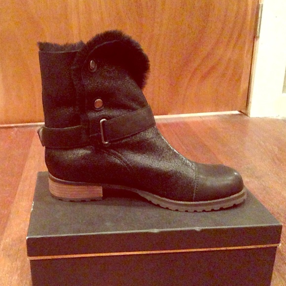 Size 8.5 new winter boots.
