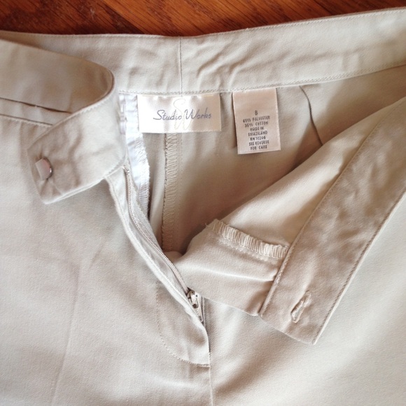 Classic Khaki Shorts - Picture 2 of 4