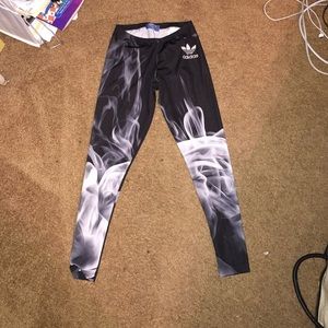 Rita Ora smoke leggings