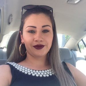 Meet your Posher, Bruna