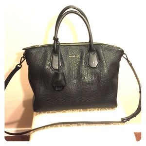 Large black Michael Kors Campbell