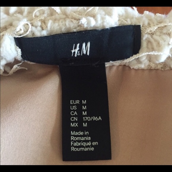 Trendy White Fluffy Jacket - Picture 3 of 4